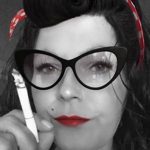 Meet your Posher, Karen